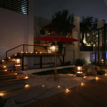 Chateau Boutique Motel Taichung Extérieur photo